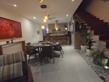 CASA VENTA, 3 RECAMARAS EN MONTEBELLO MERIDA