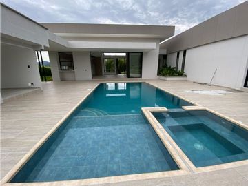 Se vende casa campestre Cerritos pereira risaralda