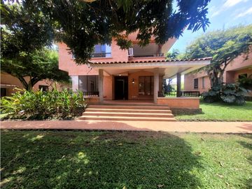Casa campestre en condominio para arriendo en Cerritos, Pereira!!!