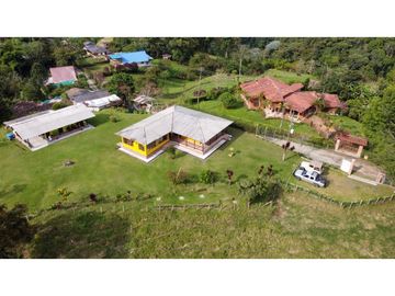 VENTA HERMOSA FINCA EN RESERVA BARBAS BREMEN PEREIRA
