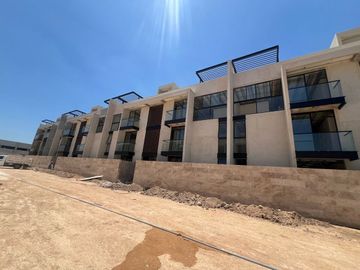 Venta de departamento de lujo en Temozón Norte, Mérida, Yucatán