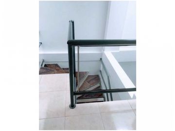CASA BIFAMILIAR VILLAHERMOSA