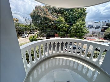 CASA HERMOSISIMA EN ALAMEDA LA VICTORIA