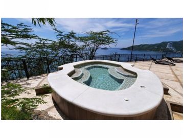 Apartamento Dúplex Amoblado en Playa Salguero – Santa Marta