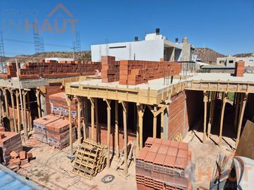 Venta Dúplex en Centenario - Barrio Fulcinitti