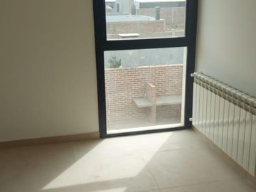 Venta Dúplex en Centenario - Barrio Fulcinitti
