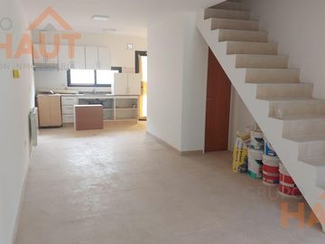 Venta Dúplex en Centenario - Barrio Fulcinitti