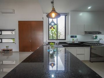 Casa en Venta en Mérida, Privada Canaria, Conkal