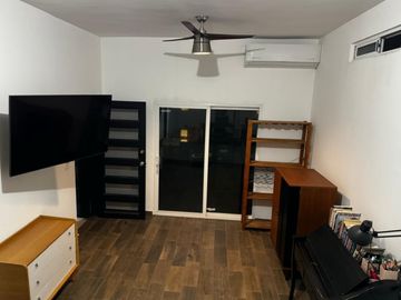 Casa en Venta en Rincón del Vergel, Carretera Nacional, Mty,