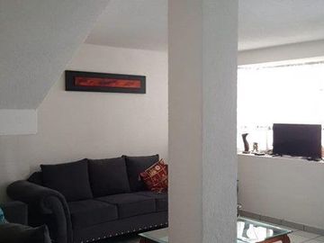 Casa en Venta Lomas de Qro, Plaza de Toros, Terreno 161 m2