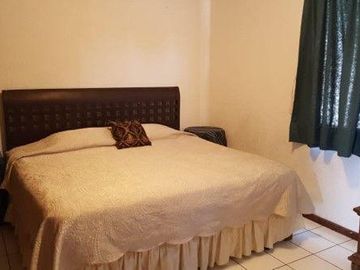 Casa en Venta Lomas de Qro, Plaza de Toros, Terreno 161 m2