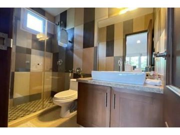 VENTA  O ALQUILER DE CASA EN TUCAN COUNTRY CLUB 711M2 3REC+CBE JP