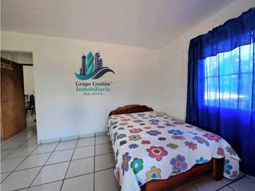 SE VENDE, HERMOSA CASA DE DOS PLANTAS, GRAN TERRENO CON HERMOSA VISTA