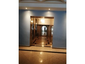 SE VENDE APARTAMENTO REMODELADOEN EL PH SOL MARINA 241 M2 JP