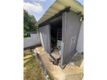 VENDO CASA EN LA CHORRERA LAS LOMAS 4R