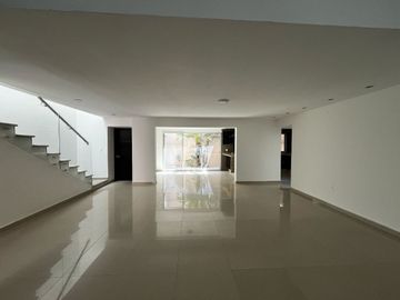 A unas cuadras de plaza Galerías