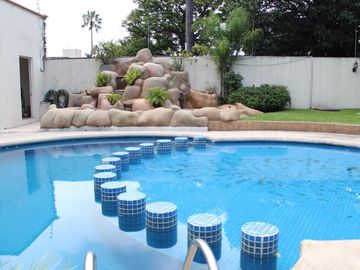 Condominio de 5 casas a media cuadra de la  Avenida San Diego