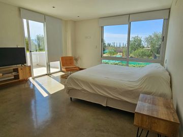VENTA CASA BARRIO PRIVADO MAIPU