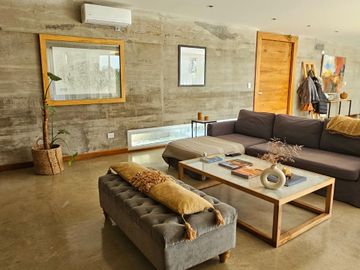 VENTA CASA BARRIO PRIVADO MAIPU