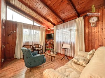 ALGARROBO VENTA CASA CON LOCAL COMERCIAL Y 4 DPTOS PRIVADOS