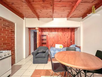 ALGARROBO VENTA CASA CON LOCAL COMERCIAL Y 4 DPTOS PRIVADOS