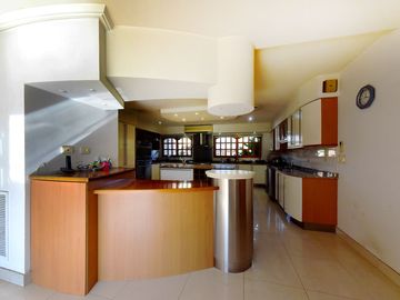Gran oportunidad de casa en Las Praderas de Luján
