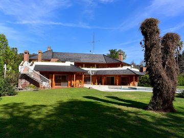 Gran oportunidad de casa en Las Praderas de Luján