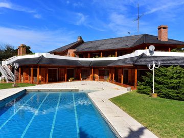 Gran oportunidad de casa en Las Praderas de Luján