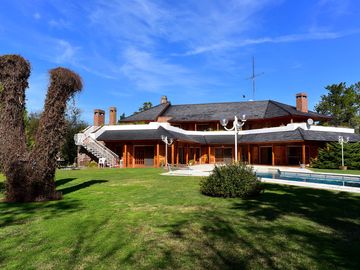 Gran oportunidad de casa en Las Praderas de Luján