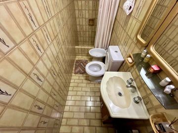 Casa 4 amb en venta - Palomar - Pileta y cochera