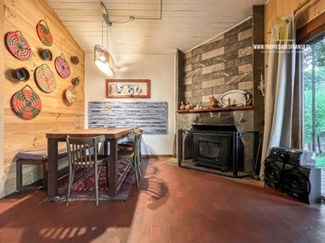 PUCÓN. VENTA CASA 3D 4B CONEXIÓN DIRECTA LAGO VILLARRICA