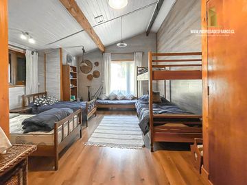 PUCÓN. VENTA CASA 3D 4B CONEXIÓN DIRECTA LAGO VILLARRICA
