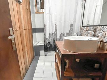 PUCÓN. VENTA CASA 3D 4B CONEXIÓN DIRECTA LAGO VILLARRICA