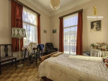 VALPARAÍSO. CERRO ESPERANZA. VENTA CASA COLONIAL CON 1300 M2