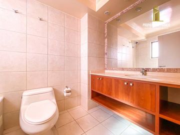 VIÑA DEL MAR. VENTA DPTO 3D 3B. CONDOMINIO TOSCANA.