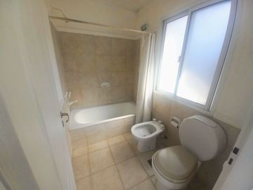 Venta casa 5 ambientes Barrio Septiembre