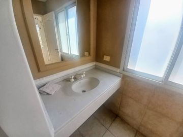 Venta casa 5 ambientes Barrio Septiembre