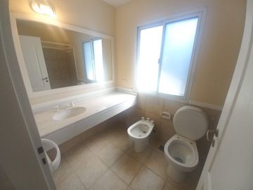 Venta casa 5 ambientes Barrio Septiembre