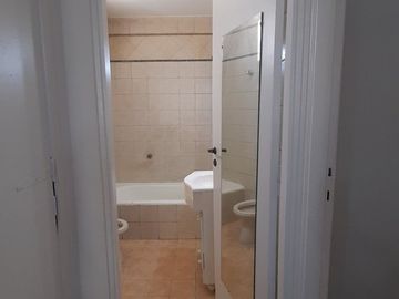 Venta 2 ambientes Villa Urquiza.CON RENTA