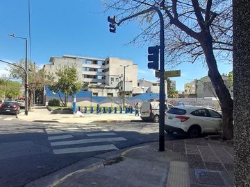 Venta 2 ambientes Villa Urquiza.CON RENTA