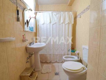 VENTA –   DEPARTAMENTO DE 4 DORM., BROWN 163, NQN
