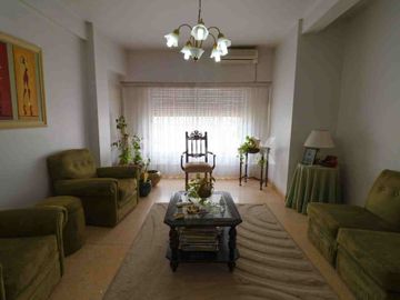 VENTA –   DEPARTAMENTO DE 4 DORM., BROWN 163, NQN