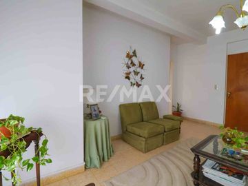 VENTA –   DEPARTAMENTO DE 4 DORM., BROWN 163, NQN