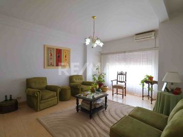 VENTA –   DEPARTAMENTO DE 4 DORM., BROWN 163, NQN