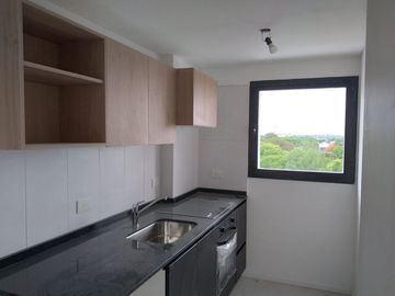 VENTA DEPARTAMENTO 3 AMBIENTES CON COCHERA.