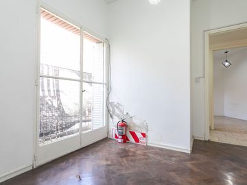 VENTA 5 amb 2 balcón y Terraza SIN EXPENSAS