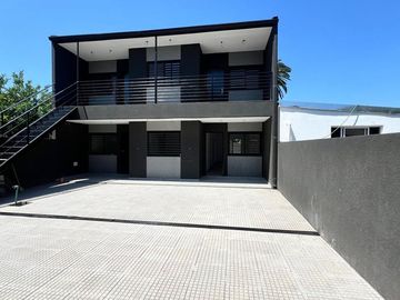 DEPARTAMENTO 2 AMBIENTES C/PATIO JOSE C. PAZ