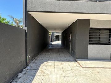 DEPARTAMENTO 2 AMBIENTES C/PATIO JOSE C. PAZ