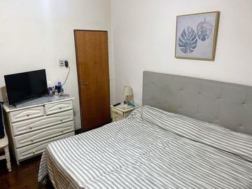VENTA CASA EN LOMAS DE ZAMORA C/ PARQUE Y QUINCHO