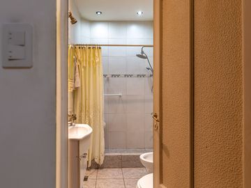 venta amplio depto 6 amb, San Cristobal